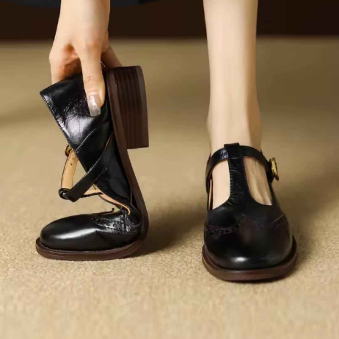 Caitría | Vintage T-Bar Mary Jane Shoes