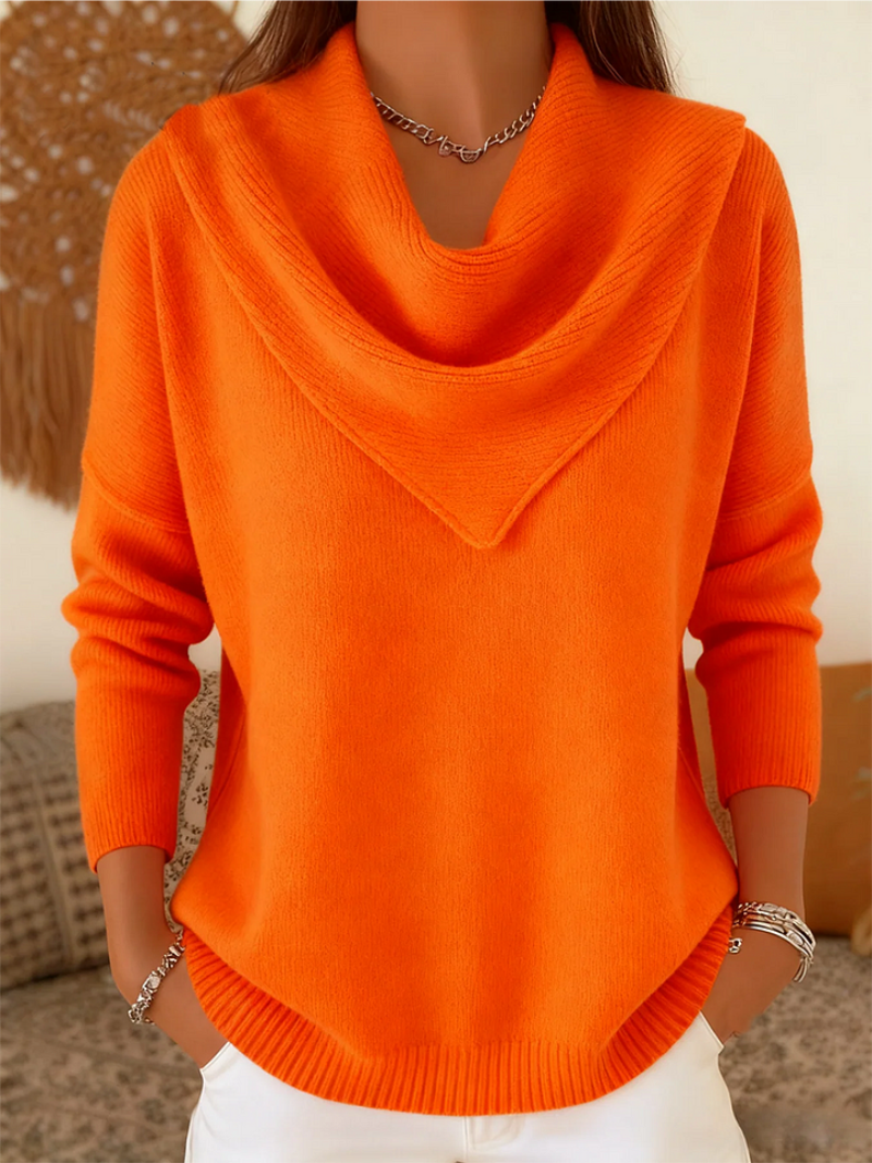 Nora – jumper with a cowl neck