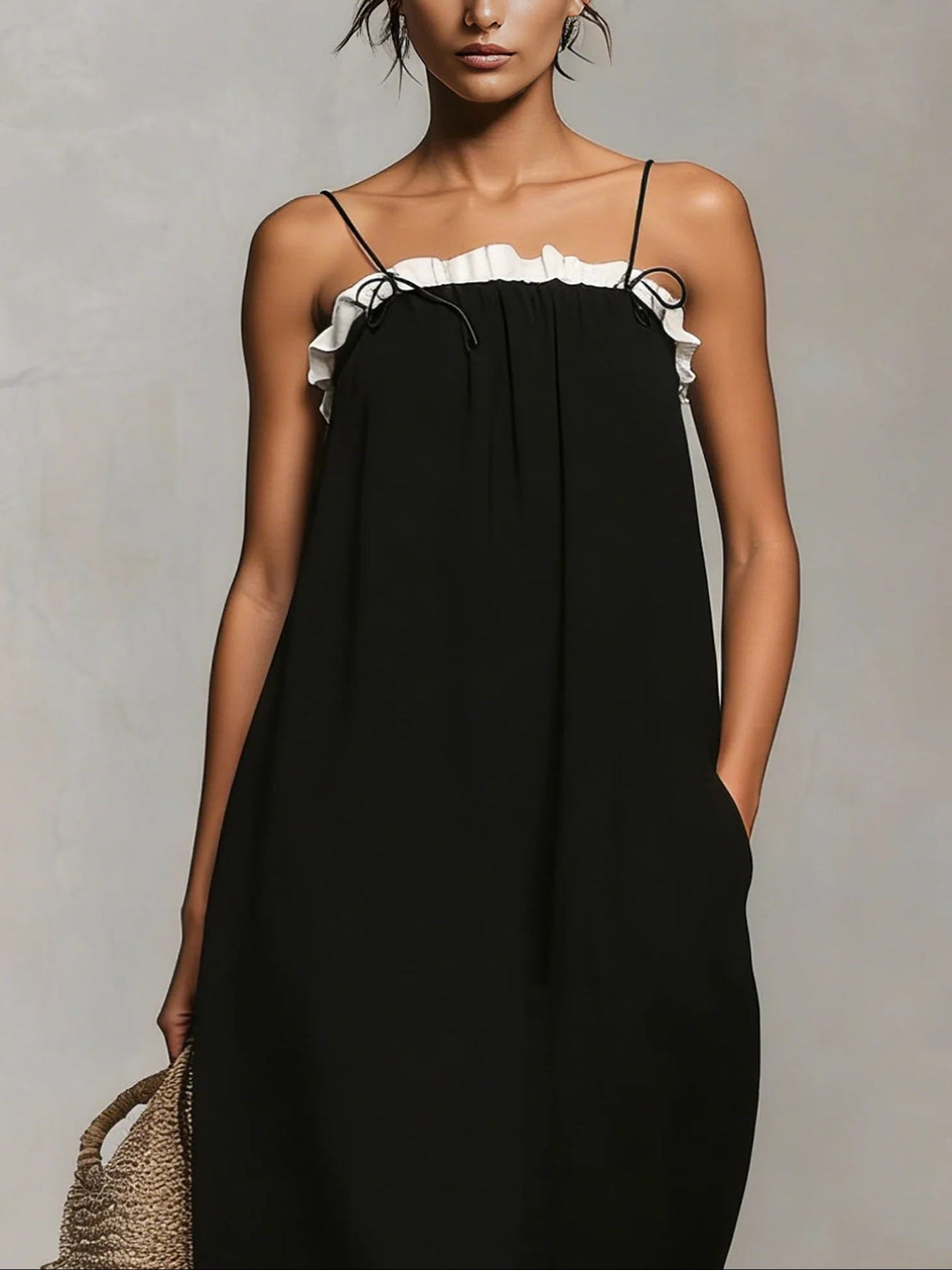 Nuala | Maxi Dress with Colour Blocks and Spaghetti Straps