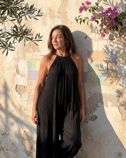Ríonnat | Pleated Halter Wide-Leg Jumpsuit