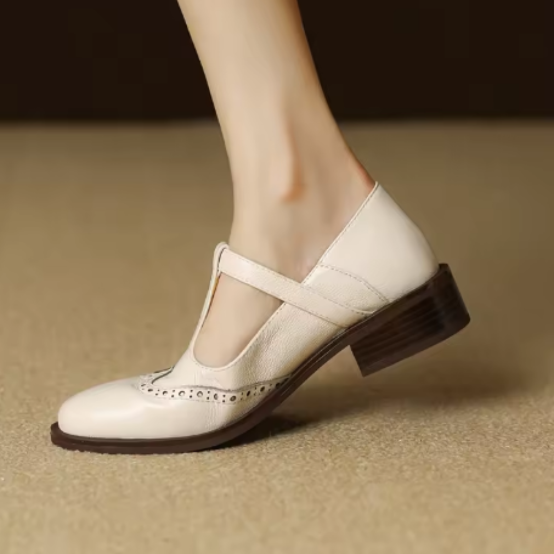 Caitría | Vintage T-Bar Mary Jane Shoes