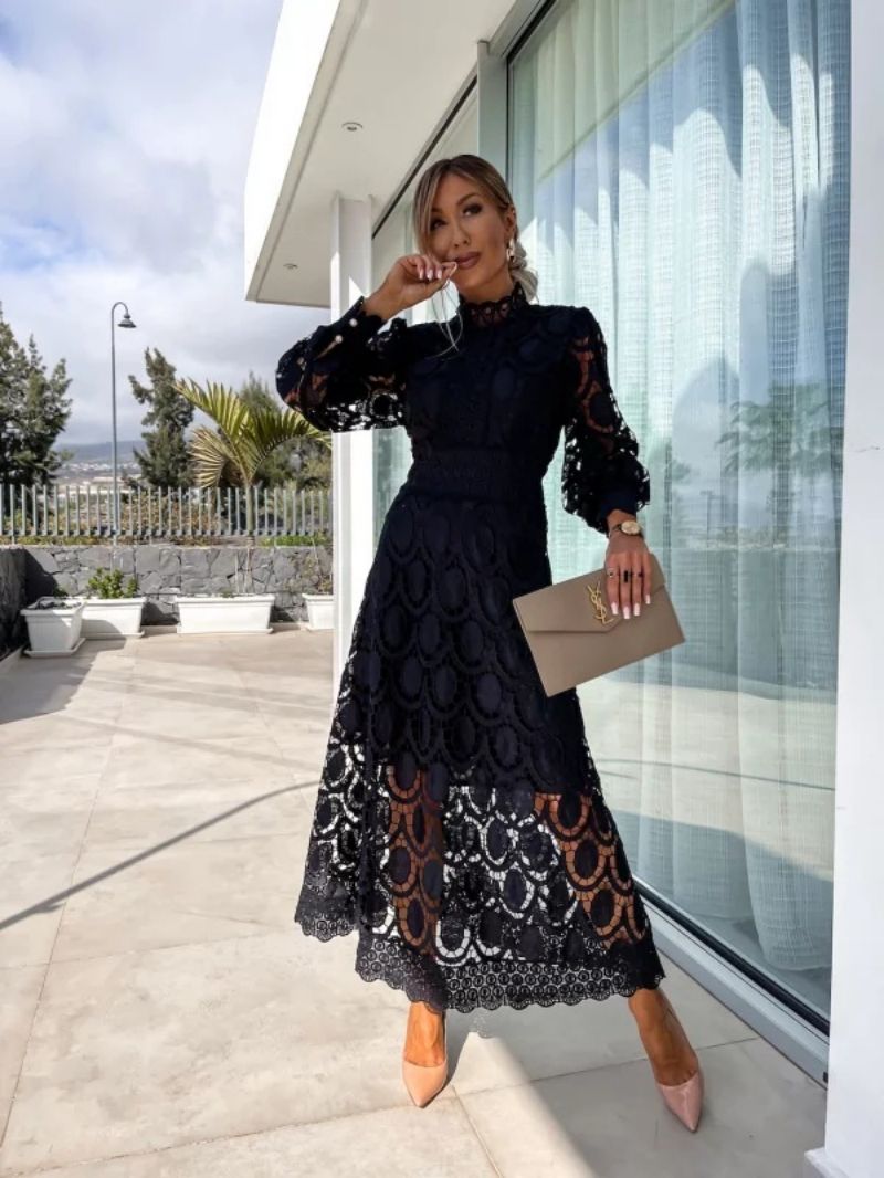 Banbha | Romantic Lace Midi Dress