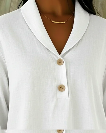 Noa – Blouse with button fastening and V-neck