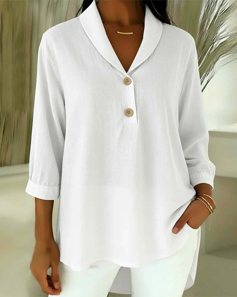 Noa – Blouse with button fastening and V-neck
