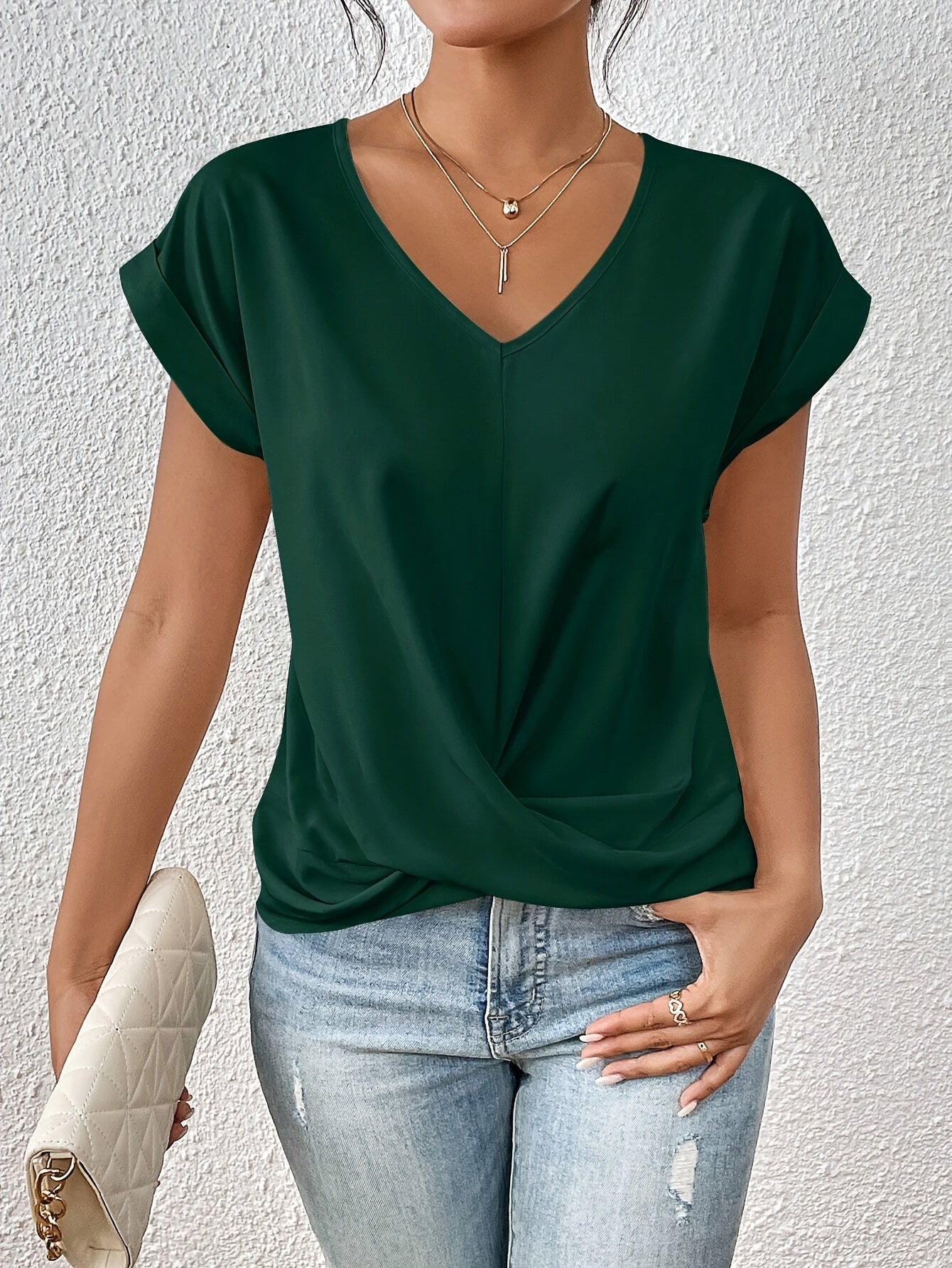 LuKa - Casual V-neck T-shirt