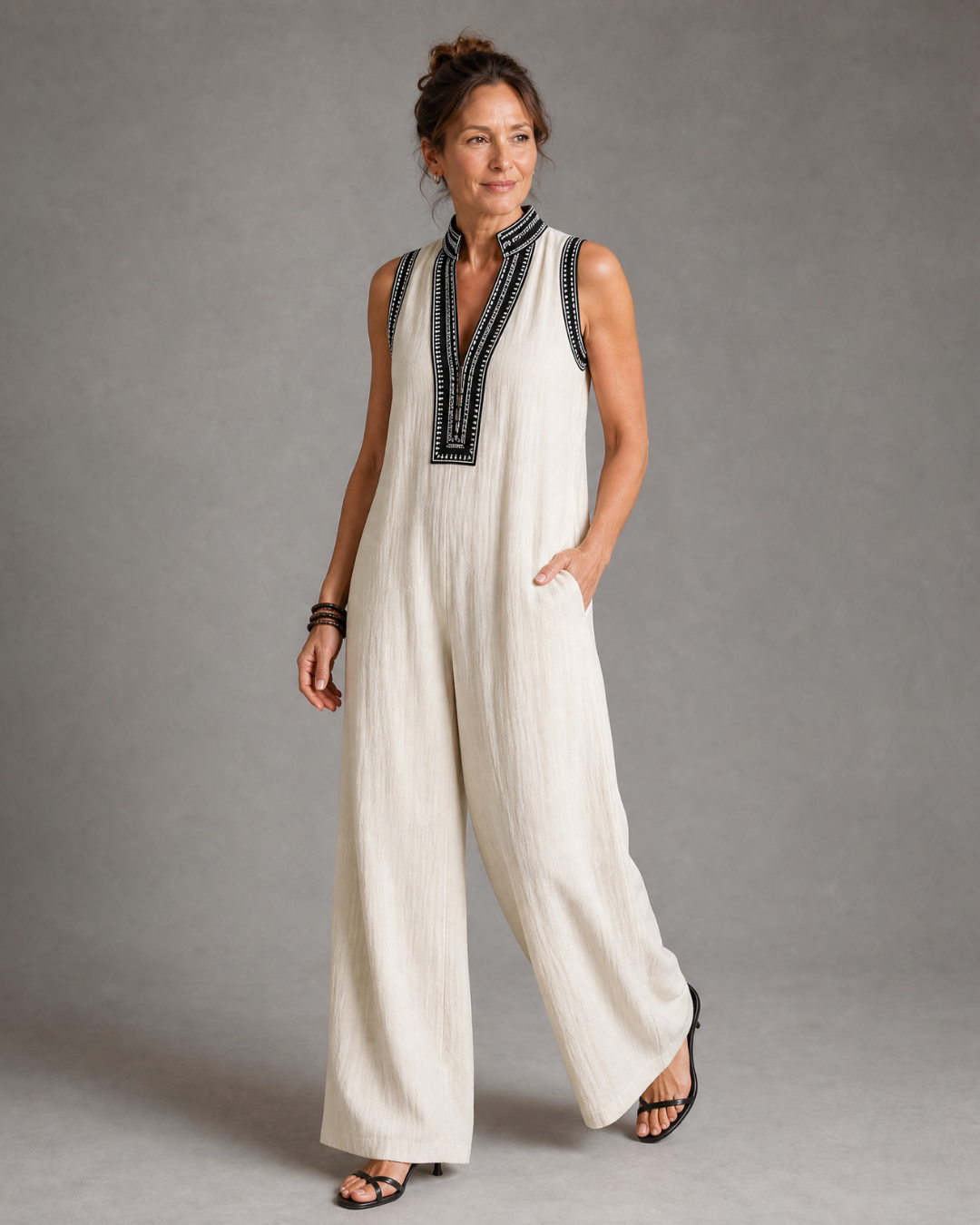 Fionnsech | Embroidered V-Neck Wide-Leg Jumpsuit