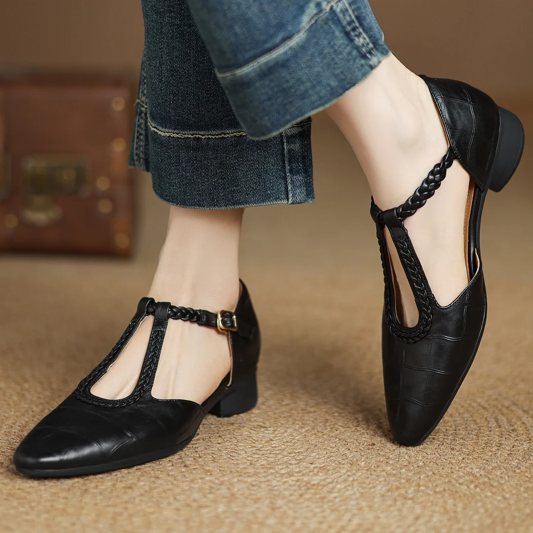 Aoibhfhinn | Leather Mary Janes
