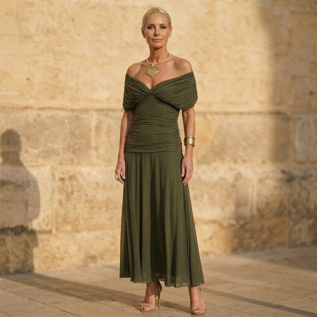 Áine | Elegant Green Dress