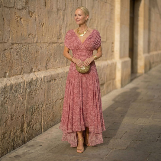 Méabh | Elegant, flowing dress