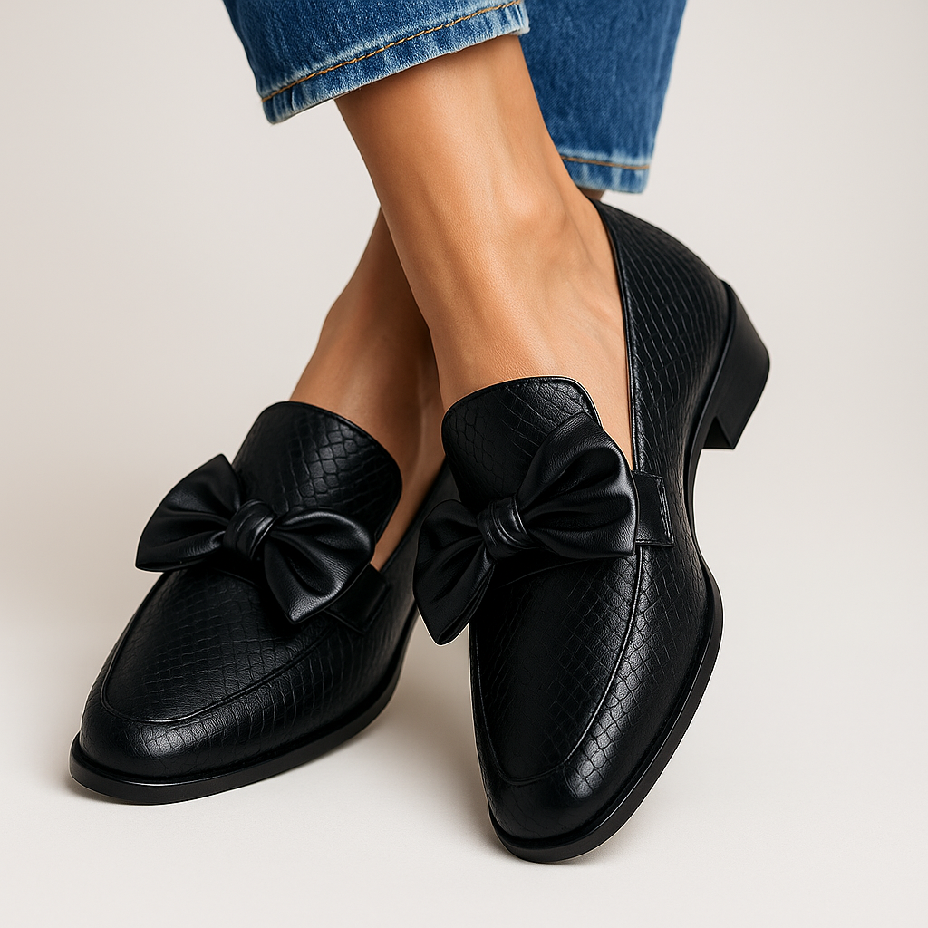 Síle | Elegant Bow-Embellished Loafers