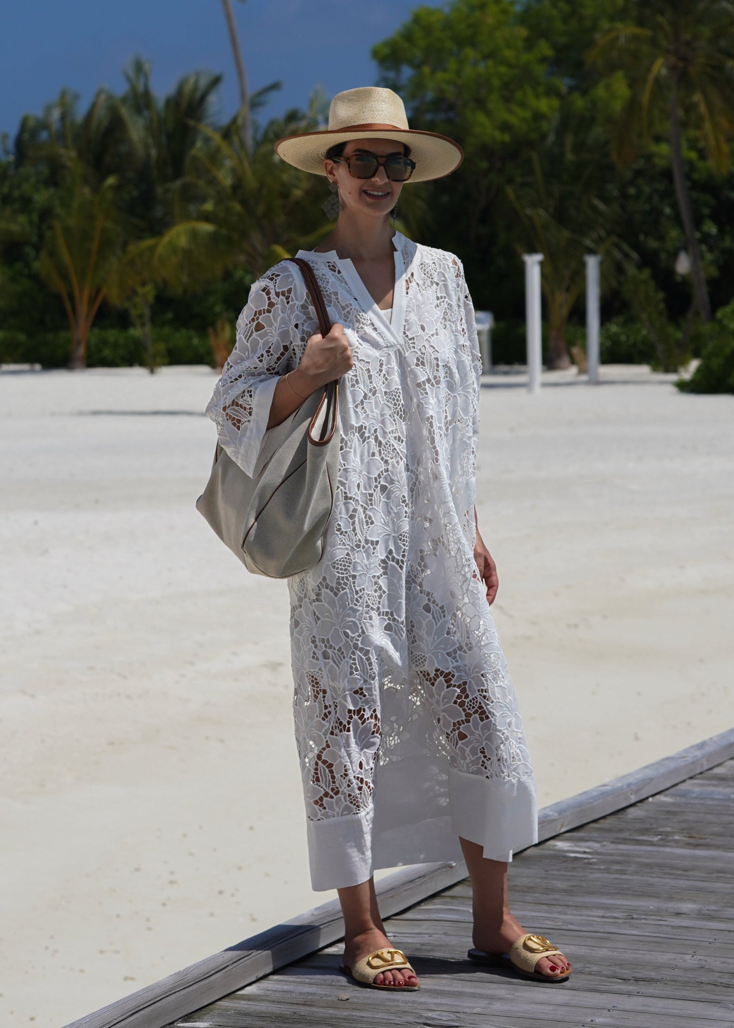 Crón | White Lace Dress