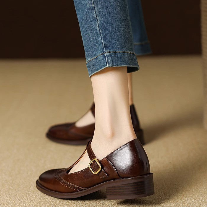 Caitría | Vintage T-Bar Mary Jane Shoes