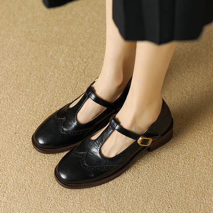 Caitría | Vintage T-Bar Mary Jane Shoes
