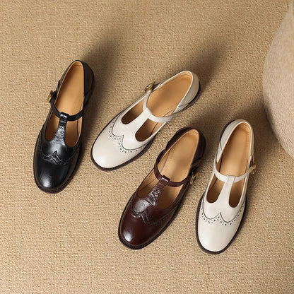 Caitría | Vintage T-Bar Mary Jane Shoes