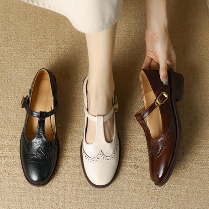 Caitría | Vintage T-Bar Mary Jane Shoes