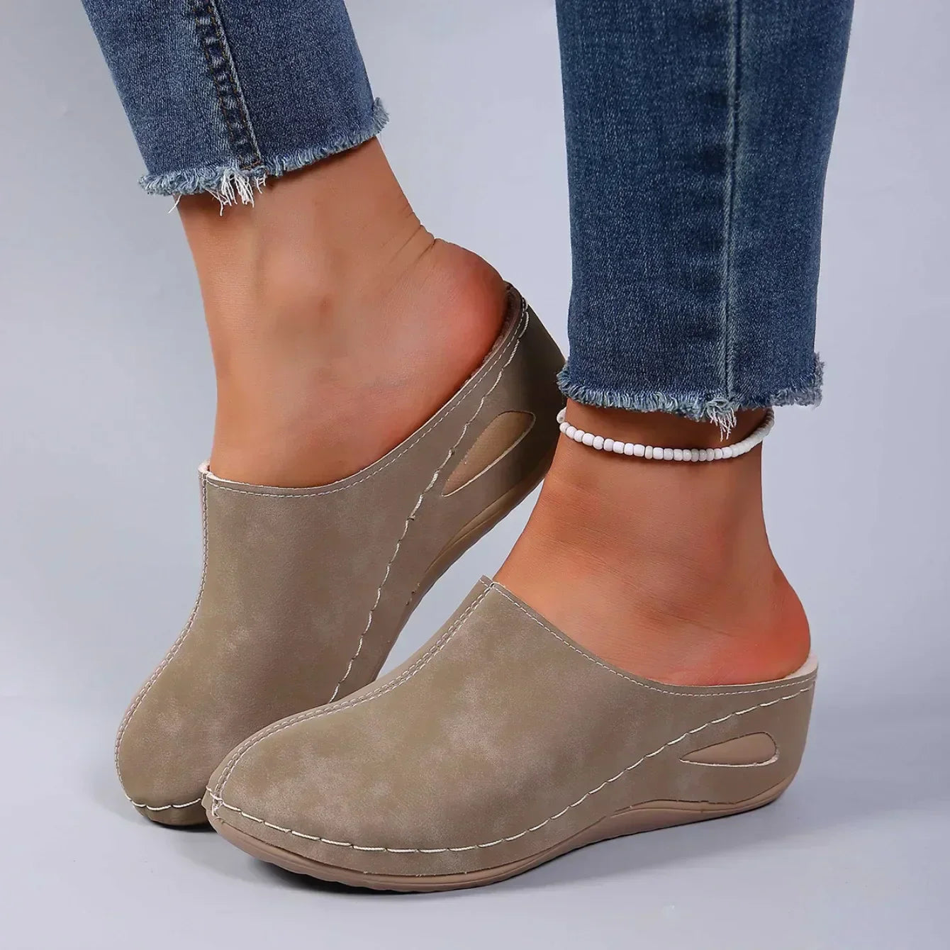 Caitríona | Orthopedic Closed-Toe Comfort Sandals