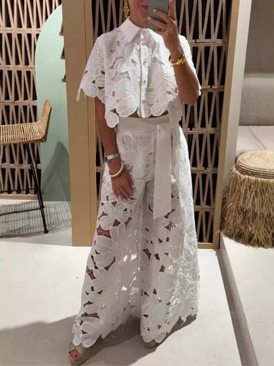 Ferb | Lace-Embroidered Set