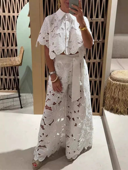 Ferb | Lace-Embroidered Set
