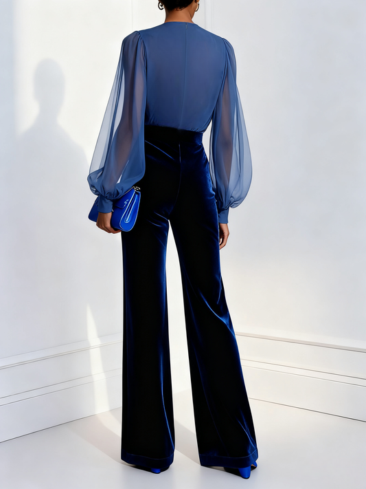 Caoilfhionn | Elegant one-piece with a V-neckline
