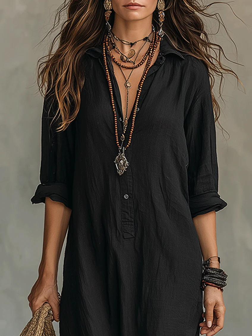 Saorla | Black loose-fitting maxi dress with buttons