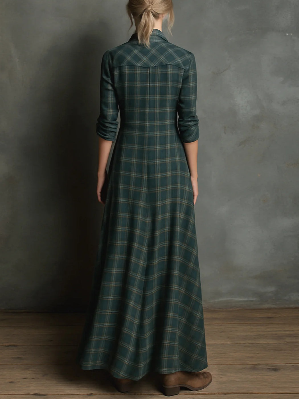 Nár | Long Checked Dress