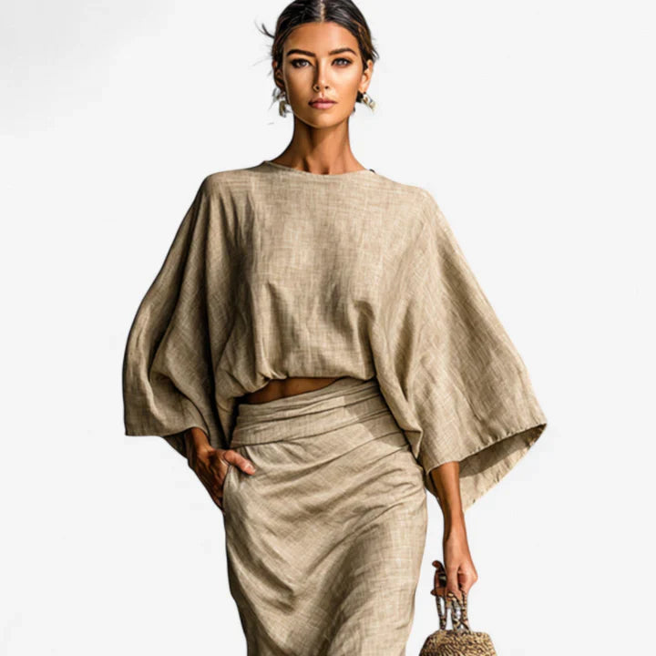 Iseult | Two Piece Set with Skirt