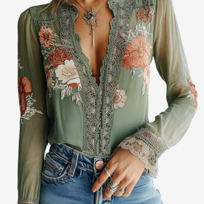Bláth | Elegant Embroidered Blouse